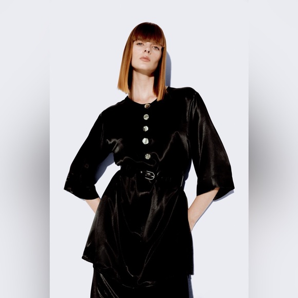 Zara Gold Button Satin Effect Oversized Blouse XS - Picture 1 of 4